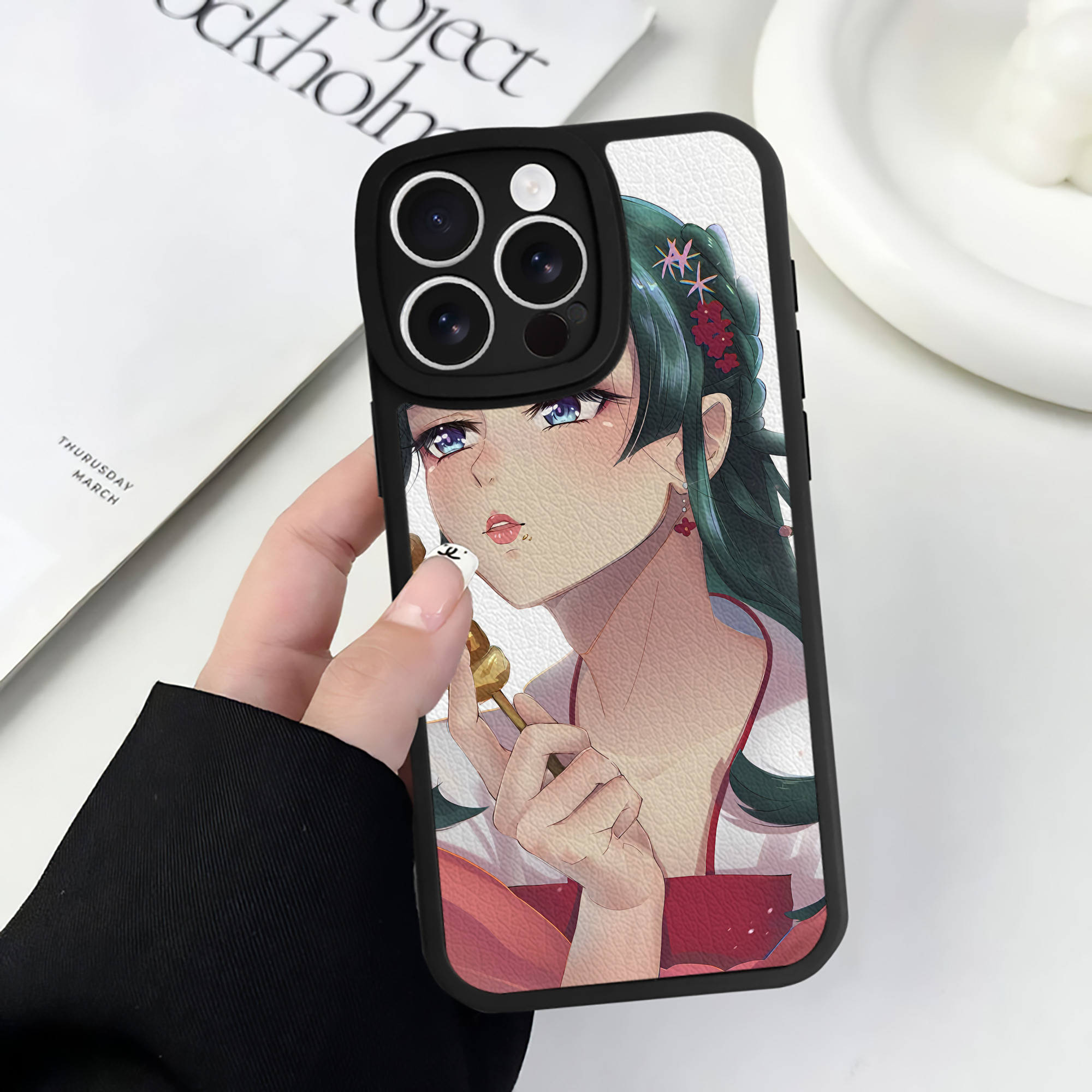 （画像用） 薬屋のひとりごと The Apothecary Diaries 【iPhone 16シリーズ対応】シリコンスマホケース（レザー調） 材質：シリコン
